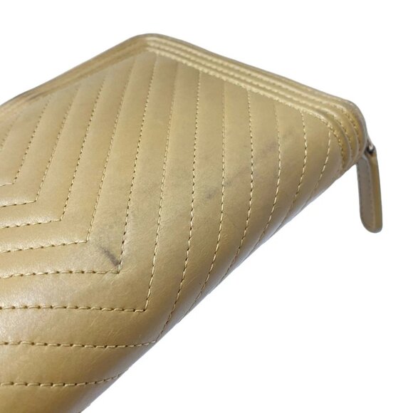 Auth CHANEL Boy Chanel/V Stitch (Chevron) - Beige Lambskin Long Wallet - Picture 7 of 10